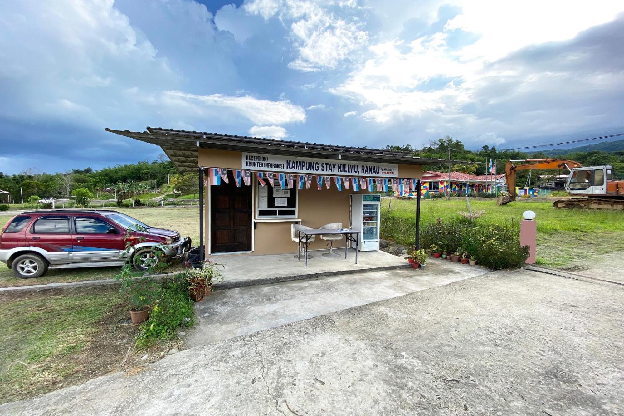 Oyo 90284 Kampung Stay Kilimu Ranau Exterior photo